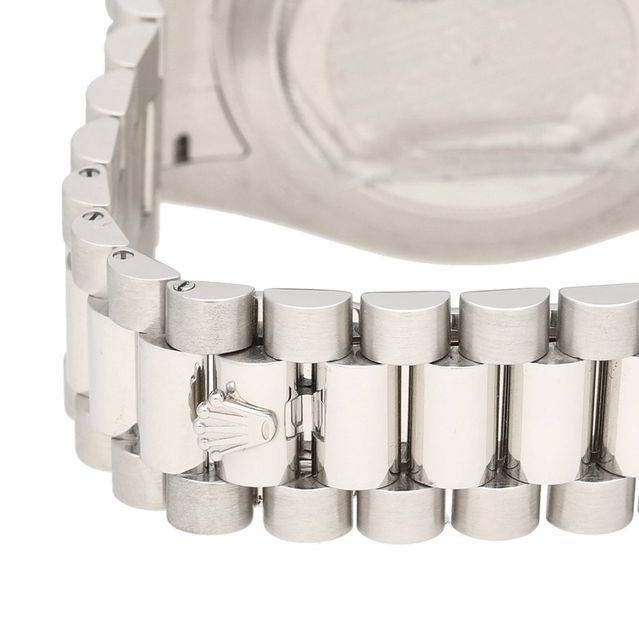 Rolex Day-Date II 218206 Image 3